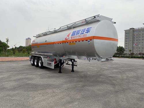 昌骅牌11米33.5吨3轴腐蚀性物品罐式运输半挂车(HCH9401GFWAS)