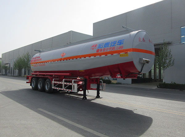 正康宏泰牌12米32.7吨3轴易燃液体罐式运输半挂车(HHT9403GRYE)
