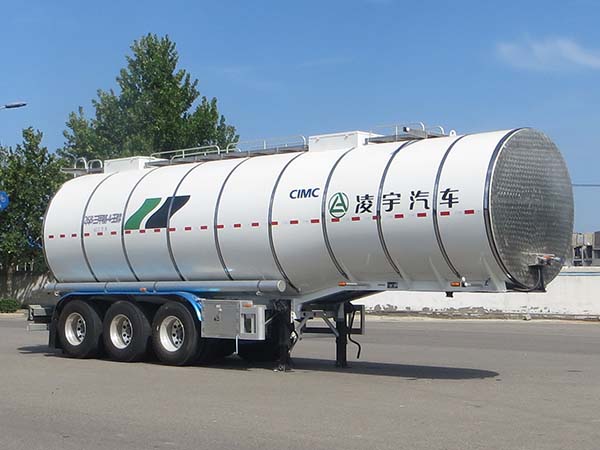 凌宇牌10.4米33吨3轴普通液体运输半挂车(CLY9400GPG)