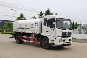 绿化喷洒车