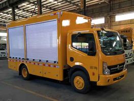 工程车