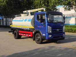 吸污车