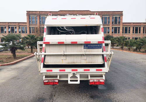 豫友天翔牌YTX5070ZYSEQ6壓縮式垃圾車公告圖片