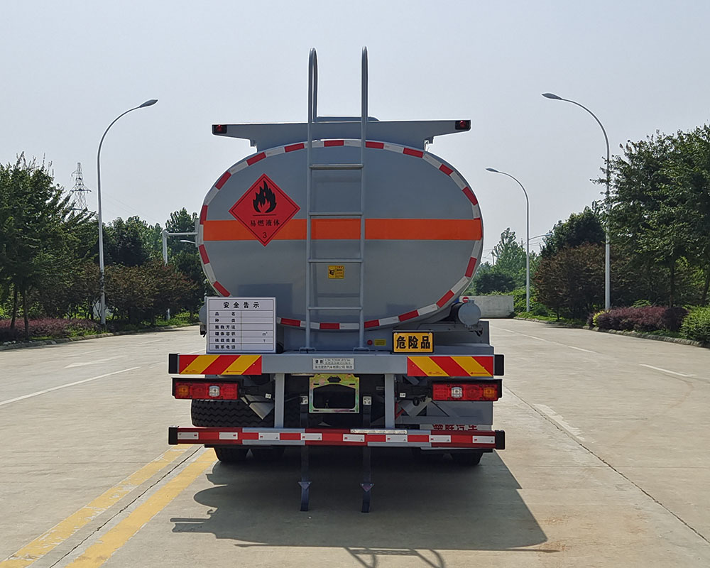 楚胜牌CSC5269GRYS6易燃液体罐式运输车公告图片