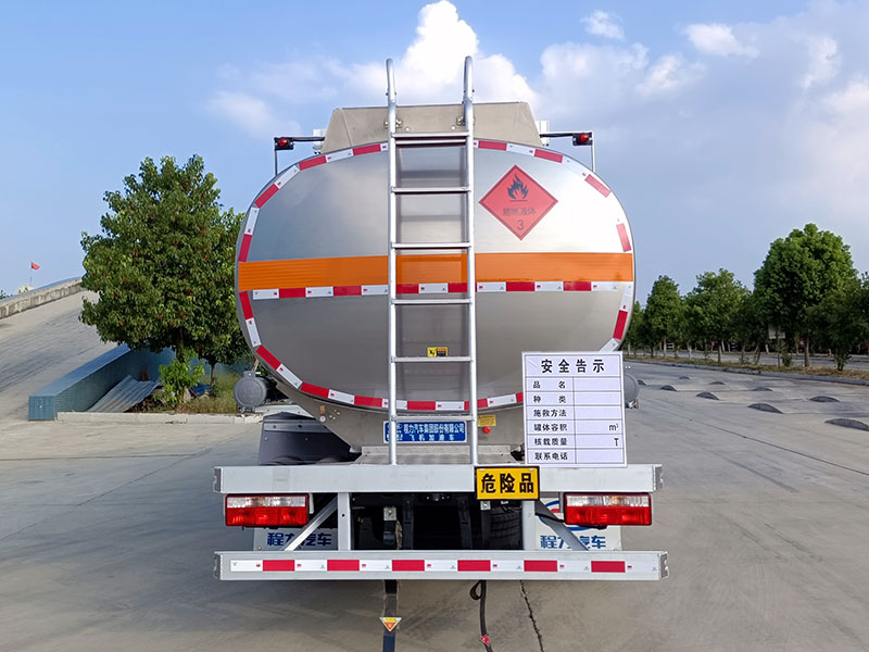 程力牌CL5121GJYL6飛機(jī)加油車公告圖片