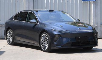 蔚来牌HFC7002CSEV1-W型换电式纯电动轿车