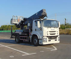 高空作业车