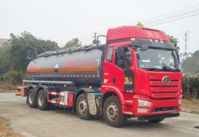 东驹牌LDW5326GFWC6腐蚀性物品罐式运输车