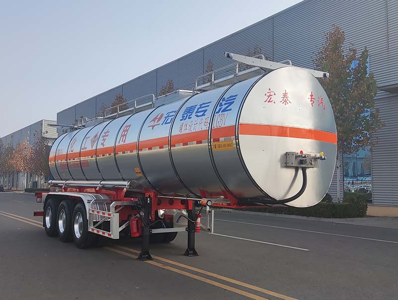 正康宏泰牌10.3米33.5吨3轴易燃液体罐式运输半挂车(HHT9401GRYG)
