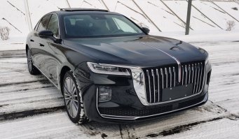 红旗牌CA7203HA6T型轿车