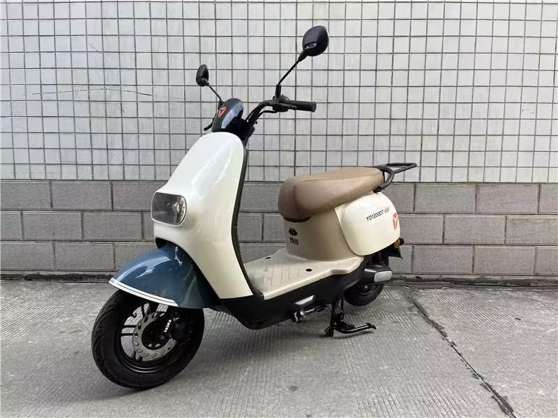 雅迪牌YD1200DT-85B电动两轮摩托车公告图片