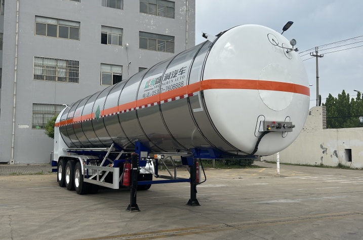 盛润牌12.6米27.6吨3轴二氧化碳运输半挂车(SKW9400GYU)