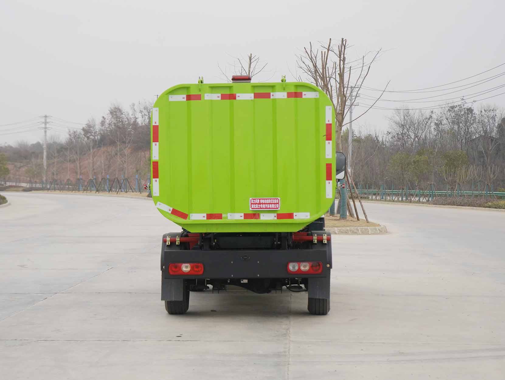 凱力風(fēng)牌KLF5030ZLJBEV純電動(dòng)自卸式垃圾車公告圖片