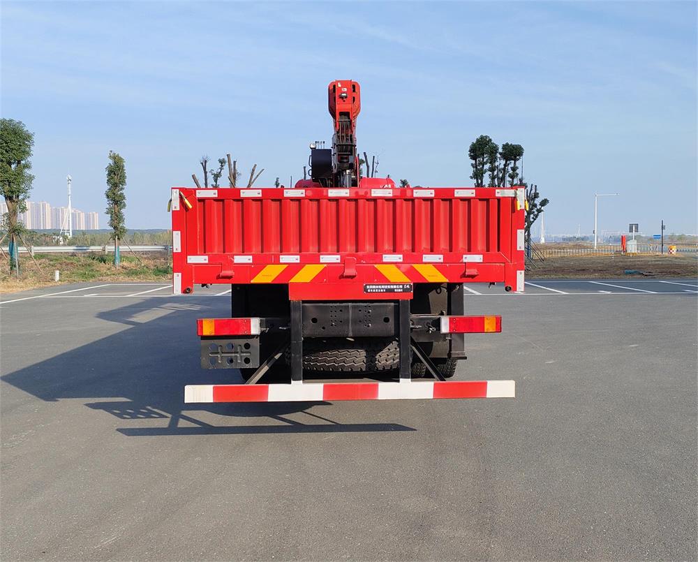 東風(fēng)牌DFZ5258JSQSZ6D2隨車起重運(yùn)輸車公告圖片