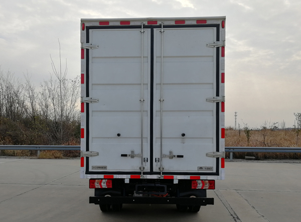 宇通牌ZKH5045XXYBEV4B純電動(dòng)廂式運(yùn)輸車公告圖片