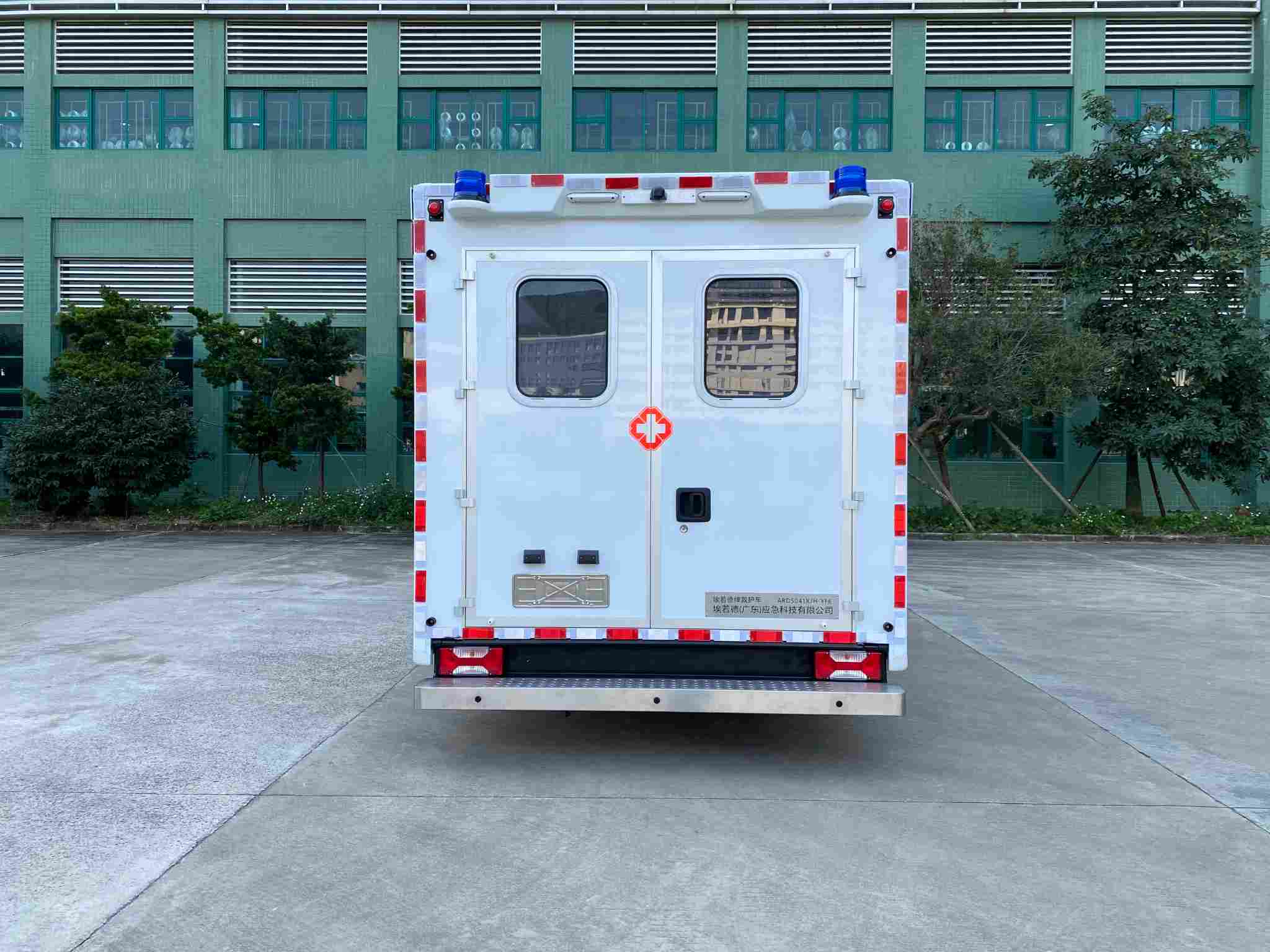 埃若德牌ARD5041XJH-YF6救护车公告图片