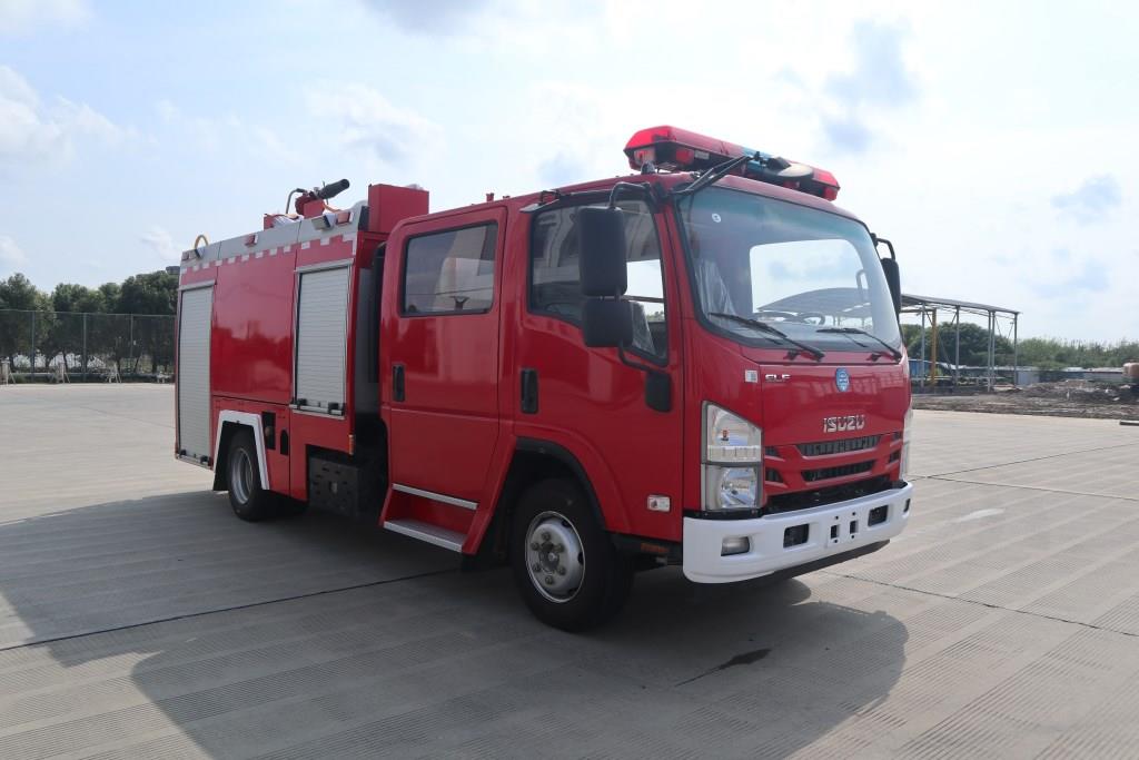 XFY5100GXFPM35/W6A型泡沫消防车图片