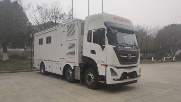 中驰威牌CEV5185XTXDF通信车