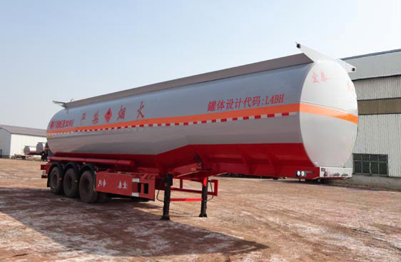 正康宏泰牌11米31.5吨3轴易燃液体罐式运输半挂车(HHT9406GRYC)