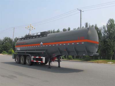 陆平机器牌11.3米31.1吨3轴腐蚀性物品罐式运输半挂车(LPC9403GFWS)