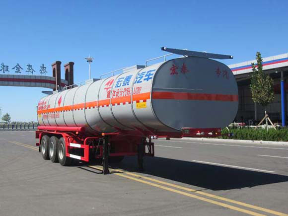 正康宏泰牌11.2米31.5吨3轴易燃液体罐式运输半挂车(HHT9404GRYD)