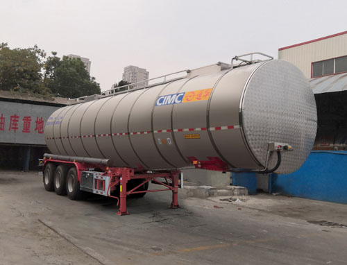 通华牌11.4米32.6吨3轴普通液体运输半挂车(THT9400GPGE1)