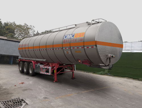 通华牌12.3米32.2吨3轴易燃液体罐式运输半挂车(THT9400GRYE1)