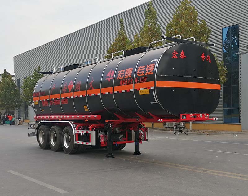正康宏泰牌10.3米32吨3轴易燃液体罐式运输半挂车(HHT9401GRYF)