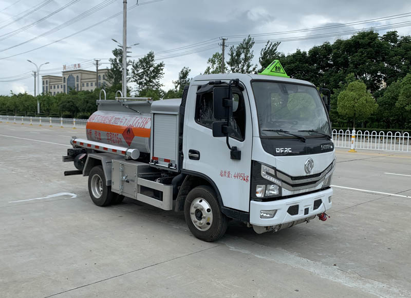 楚飞牌CLQ5041GJY6E加油车公告图片