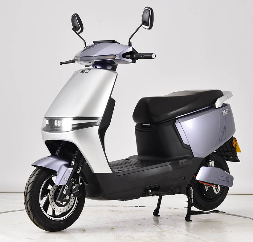 新日牌XR1200DT-5E电动两轮摩托车图片
