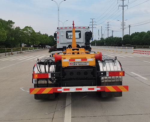 楚飞牌CLQ5310ZXX6DJL车厢可卸式垃圾车公告图片