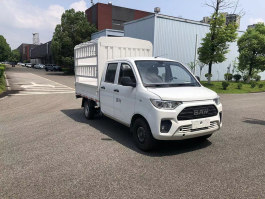 仓栅式运输车
