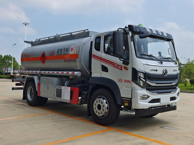 楚胜牌CSC5183GYYEH6A运油车