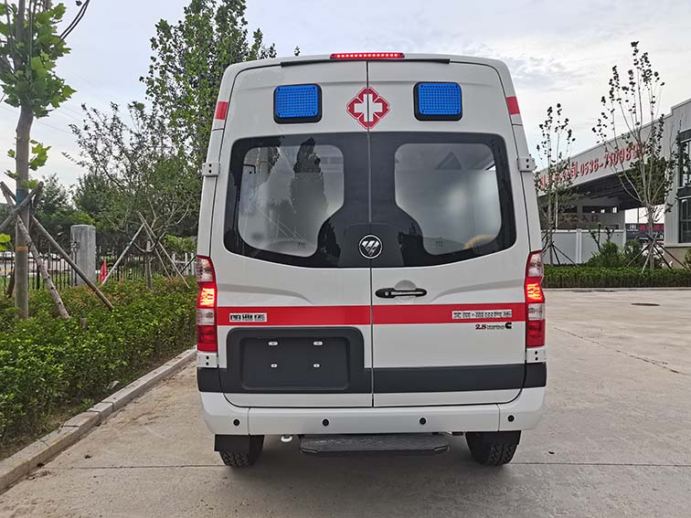 福田牌BJ5048XJH-M2救护车公告图片
