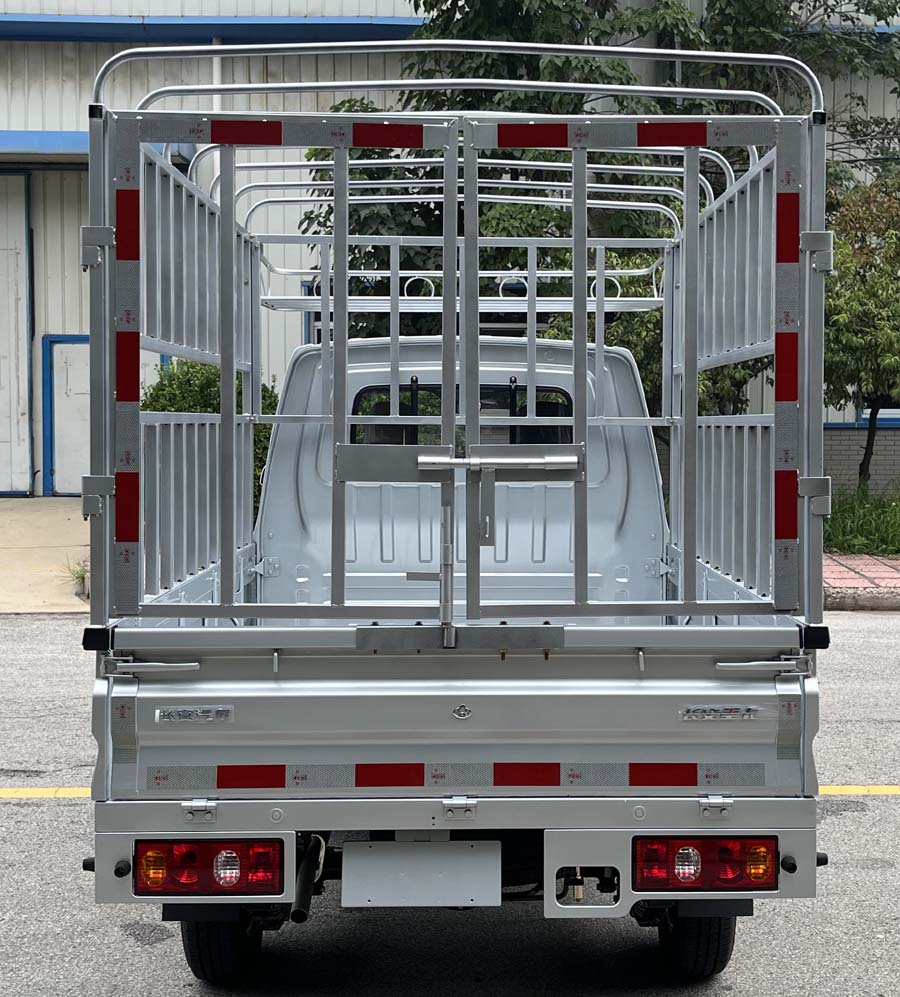 長(zhǎng)安牌SC5022CCYSEAQ6倉(cāng)柵式運(yùn)輸車公告圖片