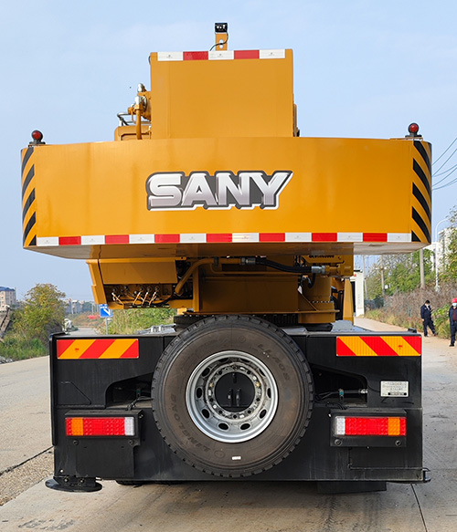 三一牌SYM5337JQZ25C汽車起重機(jī)公告圖片