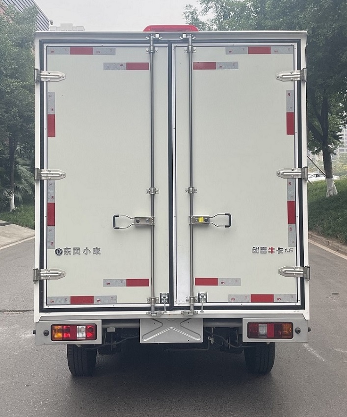 東風(fēng)牌DXK5020XXYC8HL廂式運(yùn)輸車公告圖片