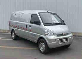 五菱牌LZW5024XXYEVA1纯电动厢式运输车