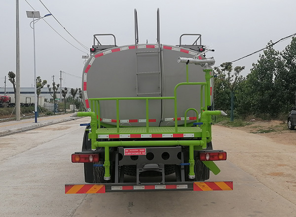 鲲海牌HKH5163GPSDWL绿化喷洒车公告图片