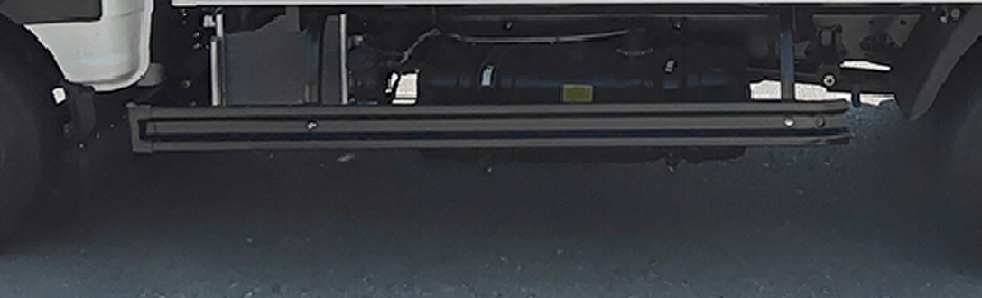 燕台牌YTQ5041XXYPJ337厢式运输车公告图片