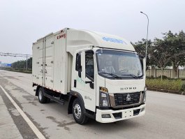 豪沃牌ZZ5047XXYH3414Z147BEV96纯电动厢式运输车