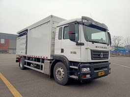 吸污净化车
