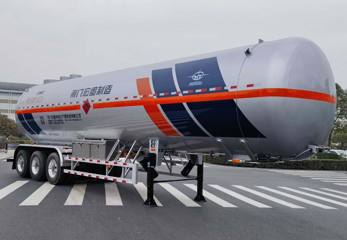 宏图牌13米28.6吨3轴液化气体运输半挂车(HT9408GYQ6B)