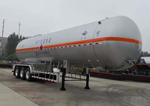 宏图牌13米29吨3轴液化气体运输半挂车(HT9408GYQ6F)