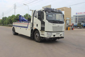 清障车