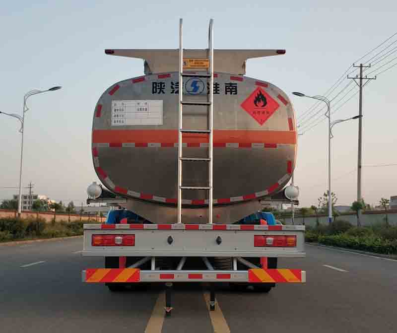 陜汽牌SHN5321GYYMB6266鋁合金運油車公告圖片