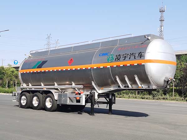 凌宇牌11.6米34.3吨3轴铝合金易燃液体罐式运输半挂车(CLY9402GRY43)