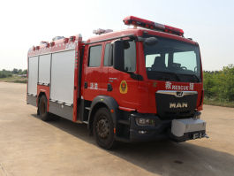 压缩空气泡沫消防车