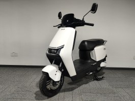 电动两轮摩托车