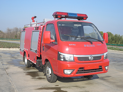 新东日牌YZR5041GXFSG10/E6水罐消防车图片